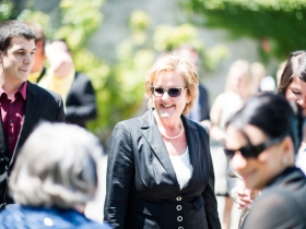 12-06-02-wedding-laurarobin-124